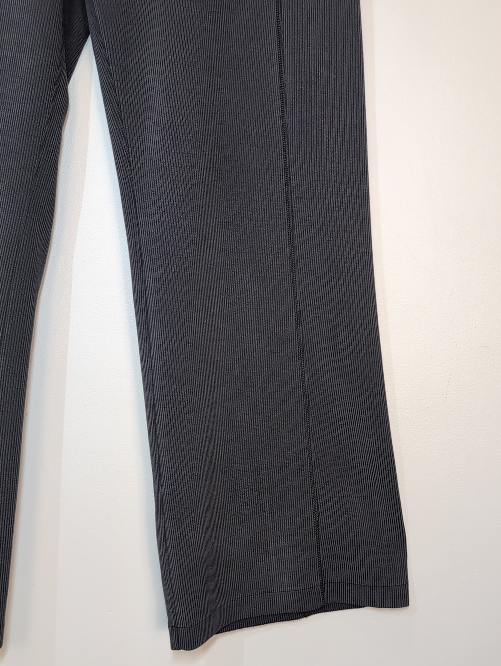 Lululemon Ribbed Softstreme High Rise Pants Grey Wide Leg Womens Size Large - Picture 6 of 16